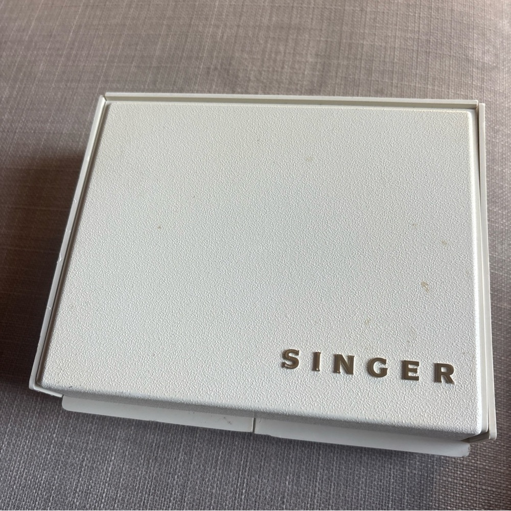 Sewing Machine Accessory Kit - Picture 2 of 7